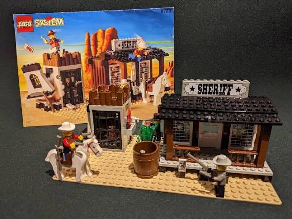 LEGO WESTERN: 6755 Sheriff’s Lock-Up, Kinderen en Baby's, Speelgoed | Duplo en Lego, Zo goed als nieuw, Lego, Complete set, Ophalen of Verzenden