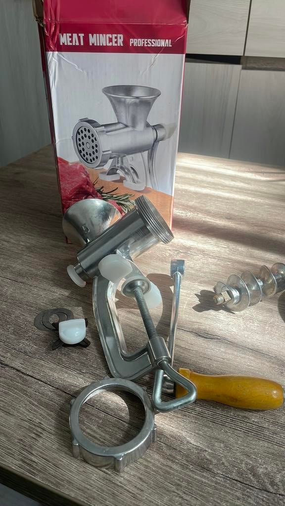 Vlees menger, 4 liter of meer, Ophalen of Verzenden, Zo goed als nieuw, 3 snelheden of meer