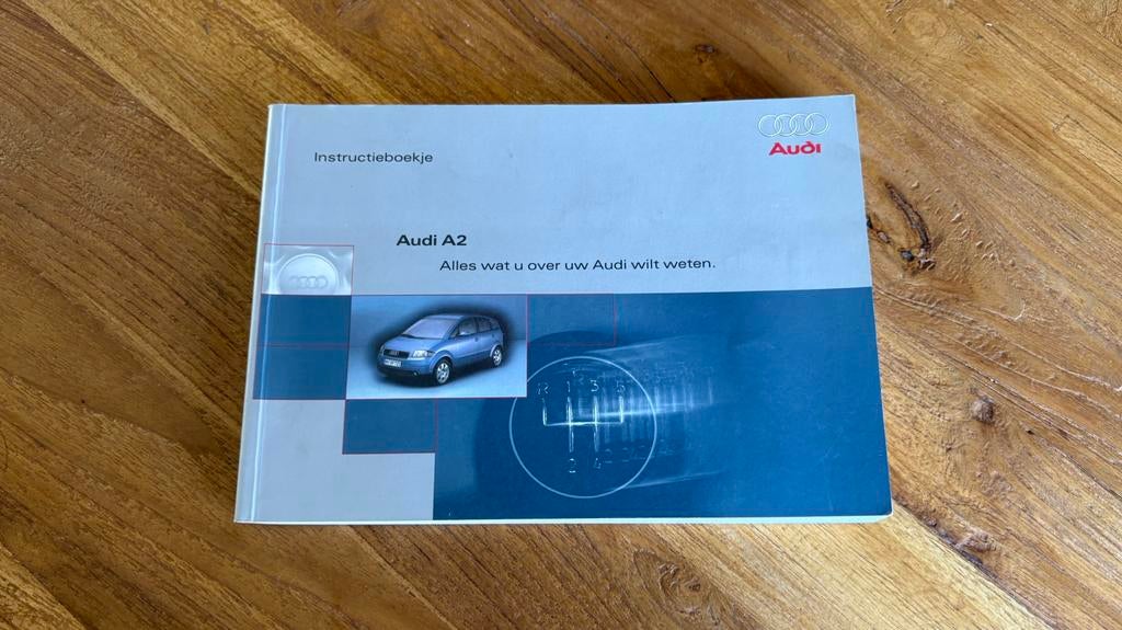 Audi A2  instructie boekje, Ophalen of Verzenden, Zo goed als nieuw, Audi