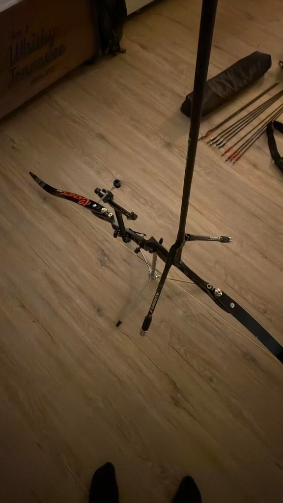 Komplete handboog, incl toebehoren, Sport en Fitness, Handboogschieten, Zo goed als nieuw, Ophalen