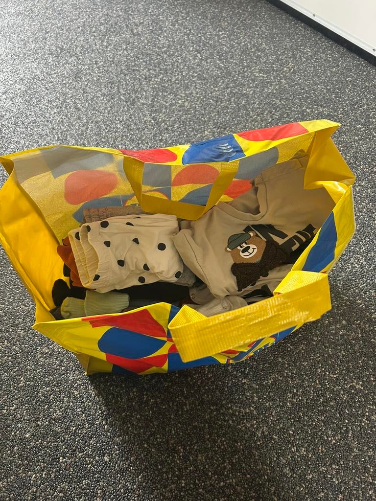 2 Tassen vol kinderkleding, Ophalen, Gebruikt, Overige maten