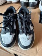 Nike schoenen, Ophalen of Verzenden, Zo goed als nieuw, Schoenen