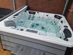 Jacuzzi met balboa systeem +pergola overkapping, Ophalen
