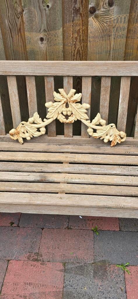 Gietijzeren deur ornament, Ophalen