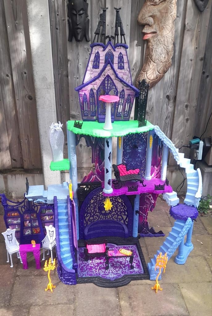 Monster High Freaky Fusion Catacombs, Ophalen, Gebruikt, Poppenhuis
