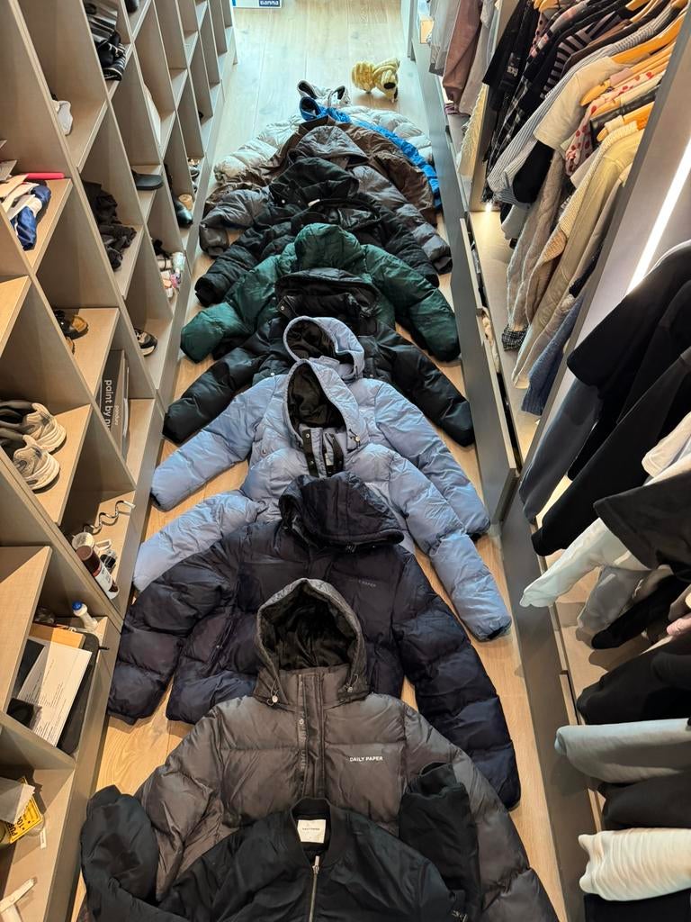 Partij 14x Daily Paper jassen – puffer, bomber & cropped, Ophalen of Verzenden, Zo goed als nieuw, Overige maten, Overige kleuren