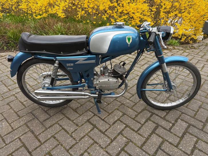 DKW zeldzaam type, geen kent, mooie gerest. rijdende brommer, Fietsen en Brommers, Brommers | Oldtimers, Overige merken, Maximaal 45 km/u