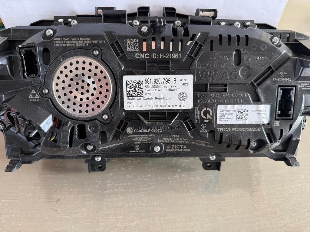 Volkswagen e-Golf Digitaal Dashboard - 5G1920795B defect, Auto-onderdelen, Ophalen of Verzenden, Gebruikt, Volkswagen