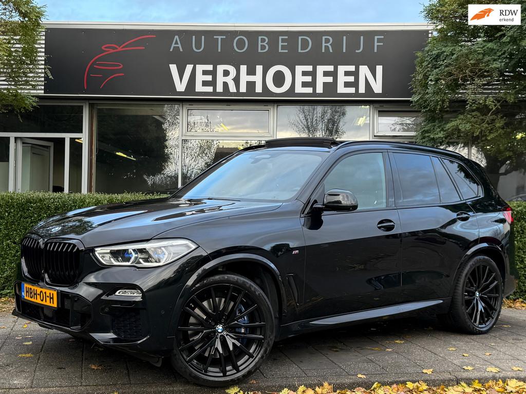 BMW X5 M50i High Executive - SKYLOUNGE - LASER LIGHT - MASSA, Auto's, BMW, Automaat, Gebruikt, 4395 cc, Zwart
