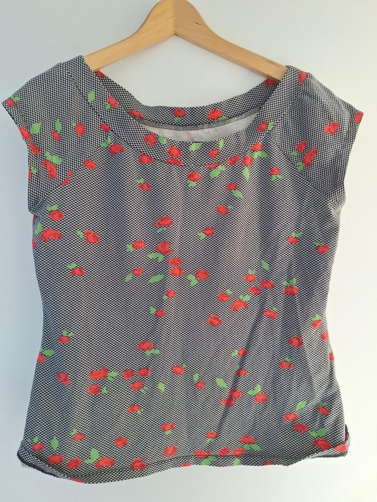King Louie Shirt met boothals. Maat L, Ophalen of Verzenden, Gedragen, Korte mouw