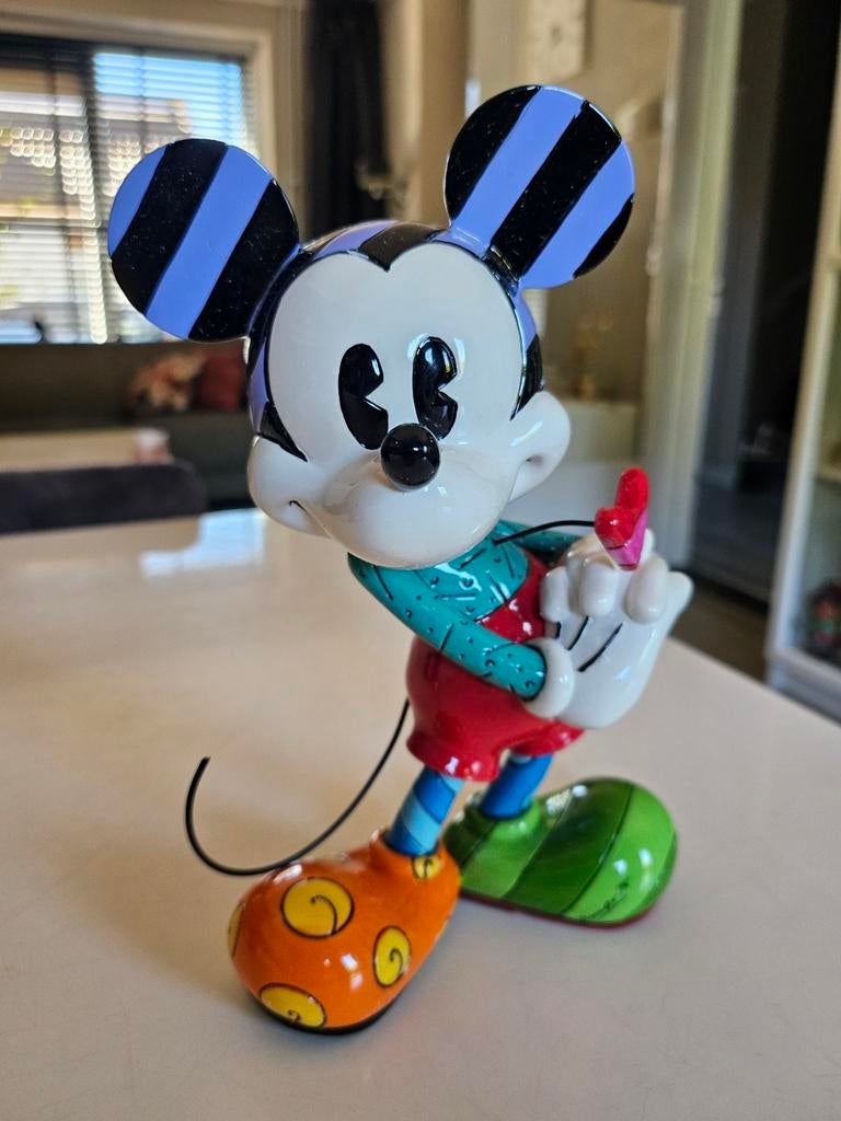 Disney Britto Mickey Mouse Heart, Verzamelen, Disney, Ophalen of Verzenden, Mickey Mouse, Zo goed als nieuw, Beeldje of Figuurtje