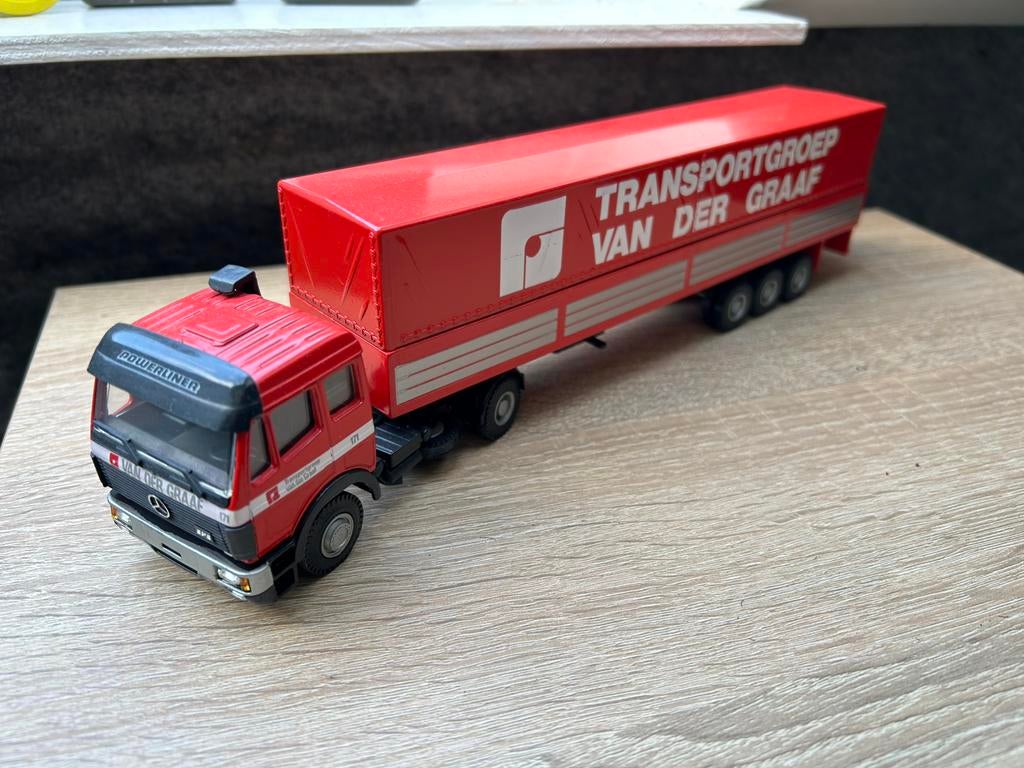 mercedes van der graaf transport, Ophalen of Verzenden, Zo goed als nieuw, Bus of Vrachtwagen, Lion Toys