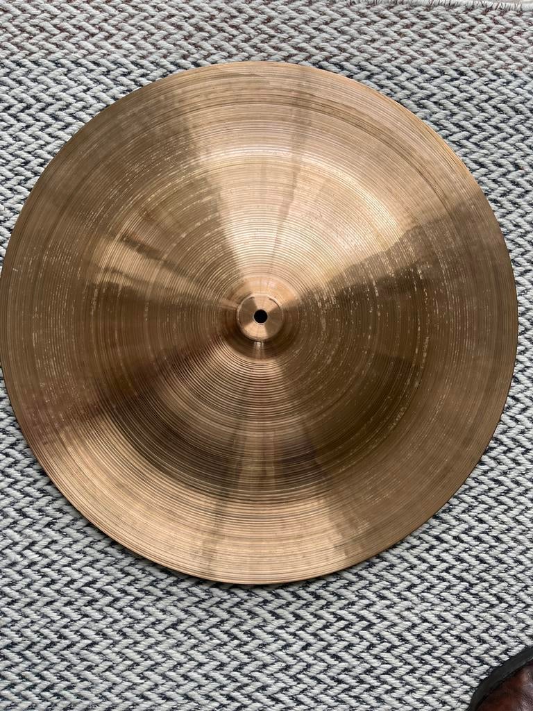 Spizz series four China Cymbal 20”, Muziek en Instrumenten, Drumstellen en Slagwerk, Ophalen of Verzenden, Zo goed als nieuw, Overige merken