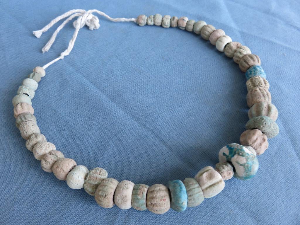 Romeinse rijk – meloen kralenketting in Faience - vondst, Ophalen of Verzenden, Overige materialen, Ketting