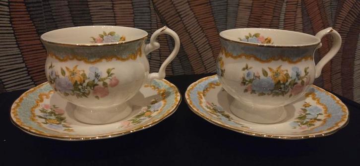 2 schitterende Royal Canterbury kop en schotels *koopje*, Antiek en Kunst, Antiek | Servies los, Ophalen of Verzenden
