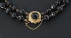 Granaten antieke 2-strengs robuuste ketting 14k gouden slot, Ophalen of Verzenden, Goud, Ketting, Met edelsteen
