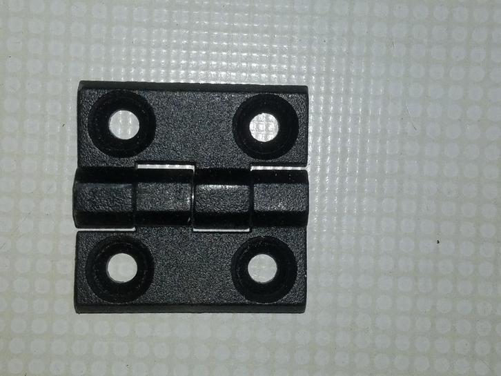 Scharnier 40x40mm, Doe-het-zelf en Verbouw, Hang- en Sluitwerk, Zo goed als nieuw, Scharnier, Overige materialen, Ophalen of Verzenden