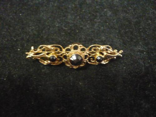 gouden broche antiek met 3 granaat steentjes 3.5 gram lengte, Sieraden, Tassen en Uiterlijk, Antieke sieraden, Broche, Goud, Verzenden