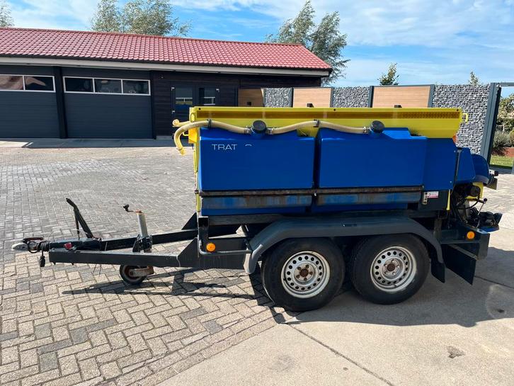 Nido Stratos zoutstrooier, Zakelijke goederen, Machines en Bouw | Transport, Ophalen