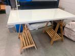 Ikea tafel in hoogte verstelbaar, Huis en Inrichting, Ophalen, In hoogte verstelbaar, Zo goed als nieuw