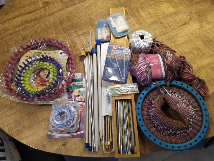 Assortiment breinaalden en Quickstrick set, Hobby en Vrije tijd, Breien en Haken, Gebruikt, Breien, Naald, Ophalen