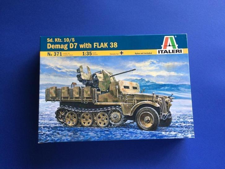 Italeri 371 Demag D7 with FLAK 38 1/35, Hobby en Vrije tijd, Modelbouw | Auto's en Voertuigen, Nieuw, 1:32 tot 1:50, Italeri, Verzenden