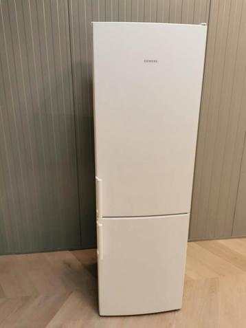 Siemens Koelvriescombinatie A+ NoFrost Incl Garantie&Bezorgi beschikbaar voor biedingen