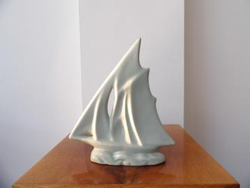 Art Deco Bootje porselein, Fontinelle beschikbaar voor biedingen