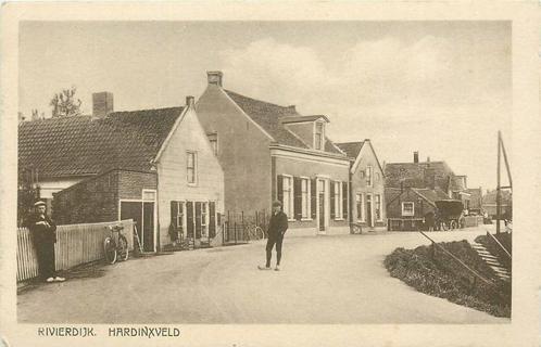 (388-429-045) Hardinxveld Rivierdijk, Verzamelen, Ansichtkaarten | Nederland, Zuid-Holland, Verzenden