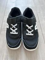 Decathlon gymschoen zwart maat 34, Decathlon, Ophalen of Verzenden, Zo goed als nieuw, Jongen of Meisje
