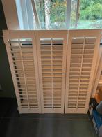 Massief houten shutter (wit), Ophalen, Zo goed als nieuw