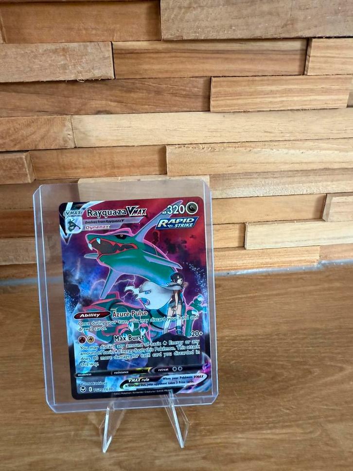 Rayquaza VMAX TG20/TG30 – Trainer Gallery – Mint/NM, Hobby en Vrije tijd, Verzamelkaartspellen | Pokémon, Zo goed als nieuw, Losse kaart