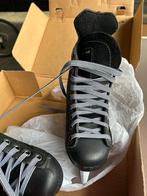 Ice skates Size 32 CCM, Ophalen, Zo goed als nieuw, Schaatsen