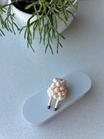 Real pearl designer brooche, Sieraden, Tassen en Uiterlijk, Broches, Overige materialen, Wit, Minder dan 4 cm, Ophalen of Verzenden