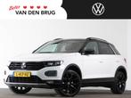 Volkswagen T-Roc Sport 1.5 TSI 150 pk Automaat | Black Style, 1254 kg, Stof, 4 cilinders, 150 pk