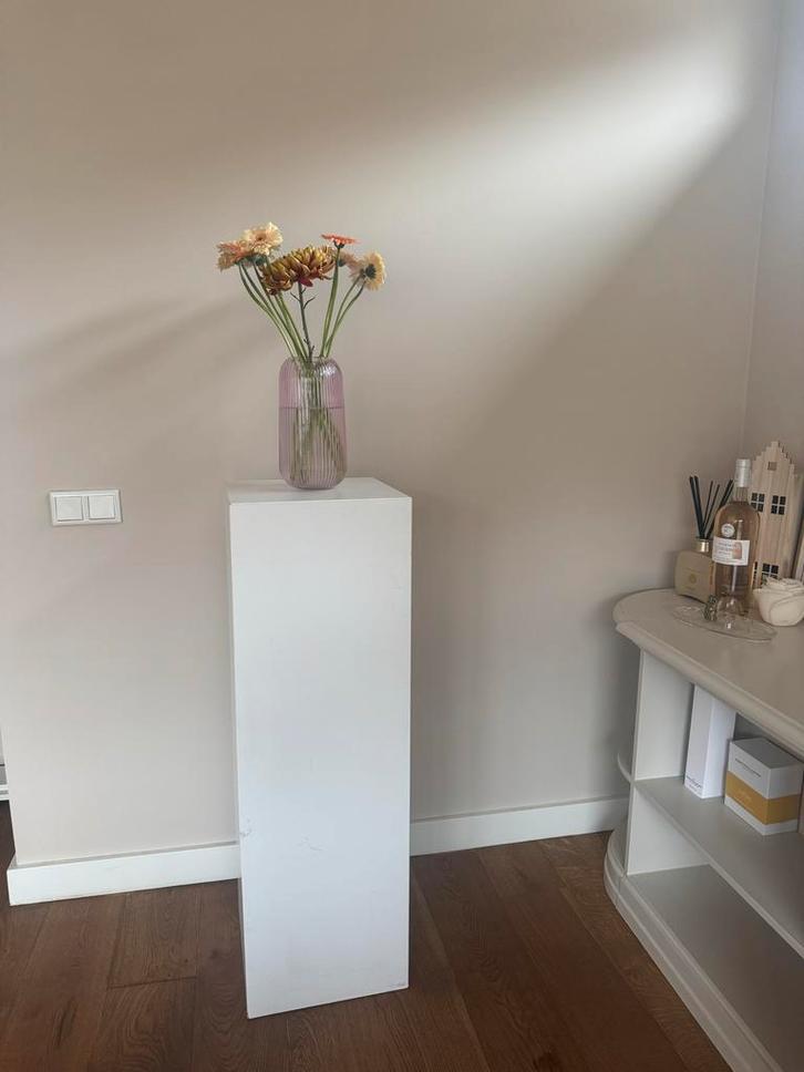 Witte zuil / pilaar / sokkel / zuilen / pilaren. 2 stuks, Huis en Inrichting, Woonaccessoires | Zuilen en Pilaren, Gebruikt, Ophalen