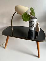 Vintage Formica Koffietafeltje + Hoso Bauhaus Bakeliet Lamp, Ophalen of Verzenden, Huis en Inrichting