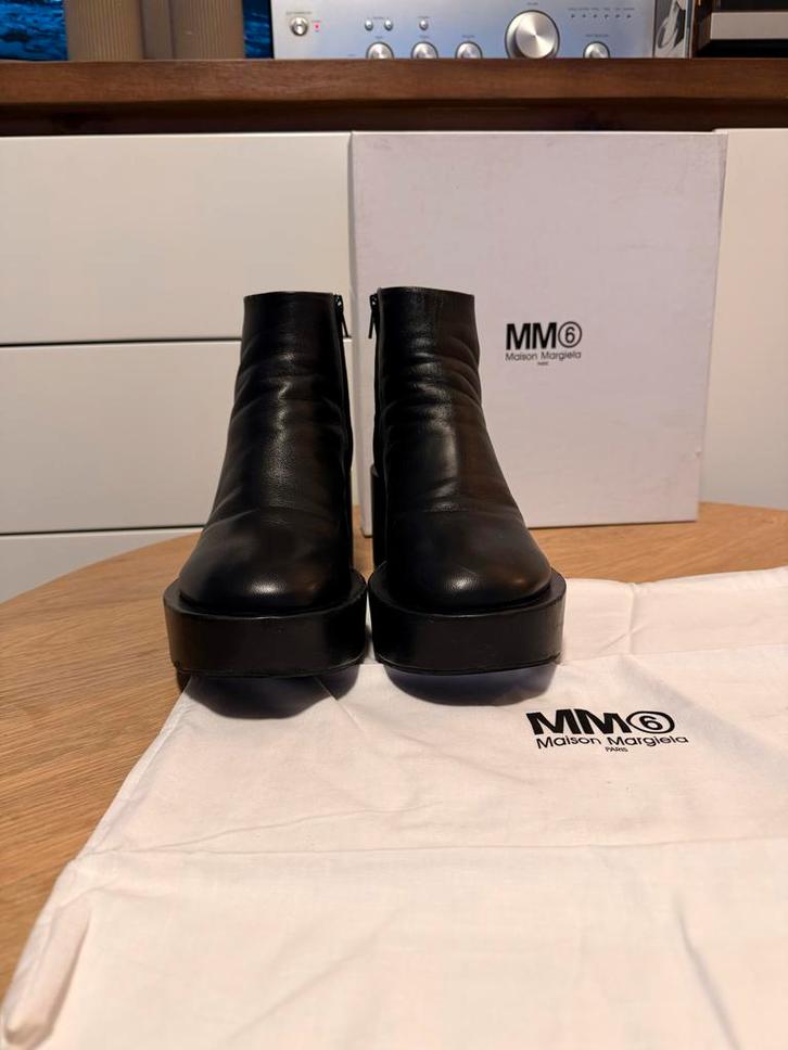 MM6 Platform Ankle Boots Zwart Maat 39, Kleding | Dames, Schoenen, Zo goed als nieuw, Lage of Enkellaarzen, Zwart, Ophalen of Verzenden