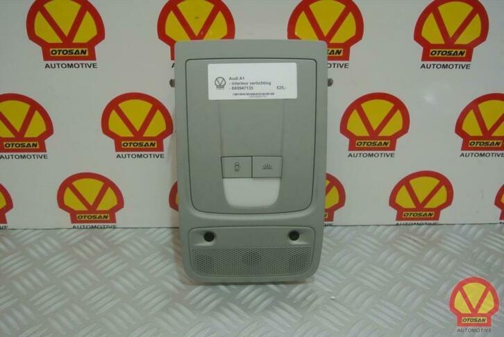 audi a1 8x0 interieur verlichting 8x0947135, Auto-onderdelen, Interieur en Bekleding, Audi, Gebruikt, Ophalen of Verzenden