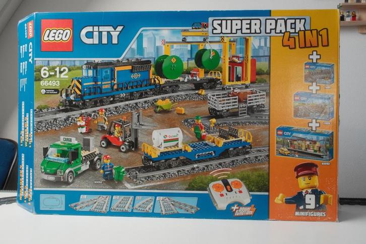 Lego City 60052 Vrachttrein Super pack 4-in-1, Kinderen en Baby's, Speelgoed | Duplo en Lego, Gebruikt, Lego, Complete set, Ophalen of Verzenden