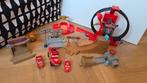 Cars Racebaan Set met Auto's en Takel, Ophalen of Verzenden, Hot Wheels, Met looping, Racebaan