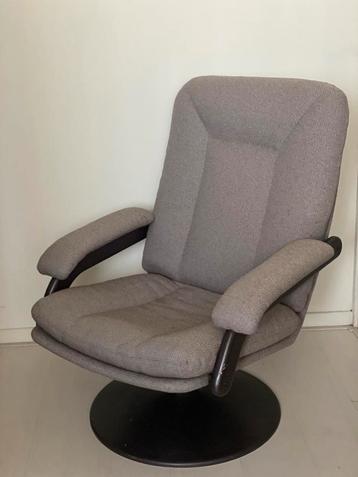 Vintage Leolux draaifauteuil / fauteuil beschikbaar voor biedingen