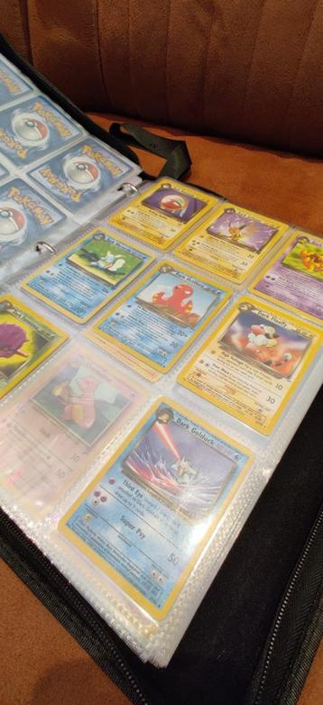 Pokémon binder met allerlei kaarten beschikbaar voor biedingen
