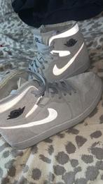 Jordan 1 Zoom CMFT Metallic Silver maat 41, Ophalen, Gedragen, Overige kleuren, Sneakers of Gympen