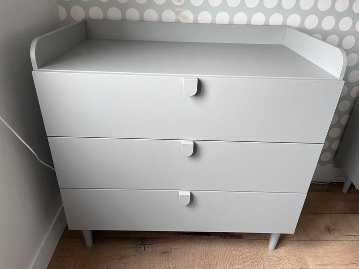 Petit Amelie commode grijs, Kinderen en Baby's, Kinderkamer | Commodes en Kasten, Gebruikt, Commode, 90 tot 105 cm, 100 cm of meer