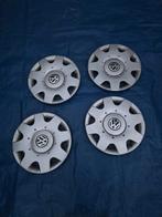 te koop een mooie set wieldoppen met teken vw, Auto diversen, Wieldoppen, Ophalen of Verzenden, Zo goed als nieuw