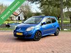 Renault Twingo 1.2 Nieuwe APK, Auto's, Voorwielaandrijving, Gebruikt, Zwart, 4 cilinders