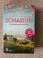 Lucinda Riley - Schaduw, Ophalen, Lucinda Riley, Zo goed als nieuw, Nederland