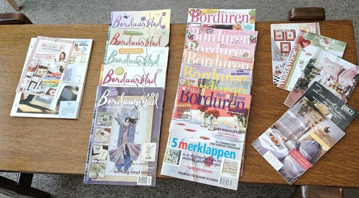 Borduurboekjes o.a. Kruissteek (NL) en Lena (Duits), Hobby en Vrije tijd, Borduren en Borduurmachines, Zo goed als nieuw, Patroon
