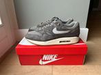 Nike Air Max 1 soft grey / crepe, Overige kleuren, Ophalen of Verzenden, Sneakers of Gympen, Zo goed als nieuw